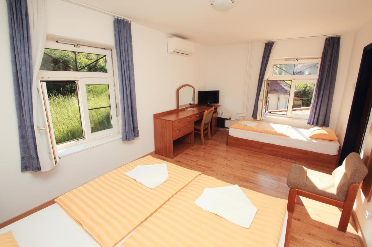 Aquilo Hotel Panorama Tihany Extérieur photo