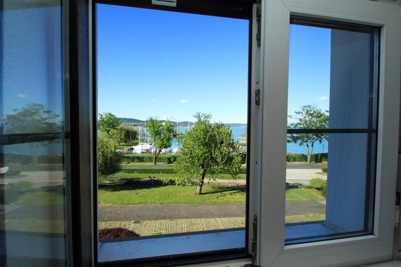 Aquilo Hotel Panorama Tihany Extérieur photo
