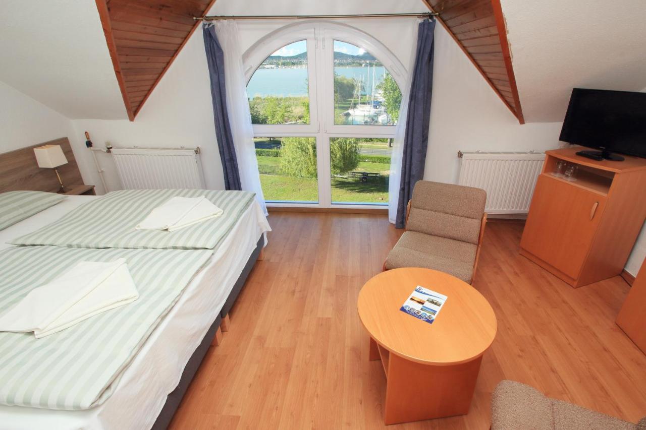 Aquilo Hotel Panorama Tihany Extérieur photo