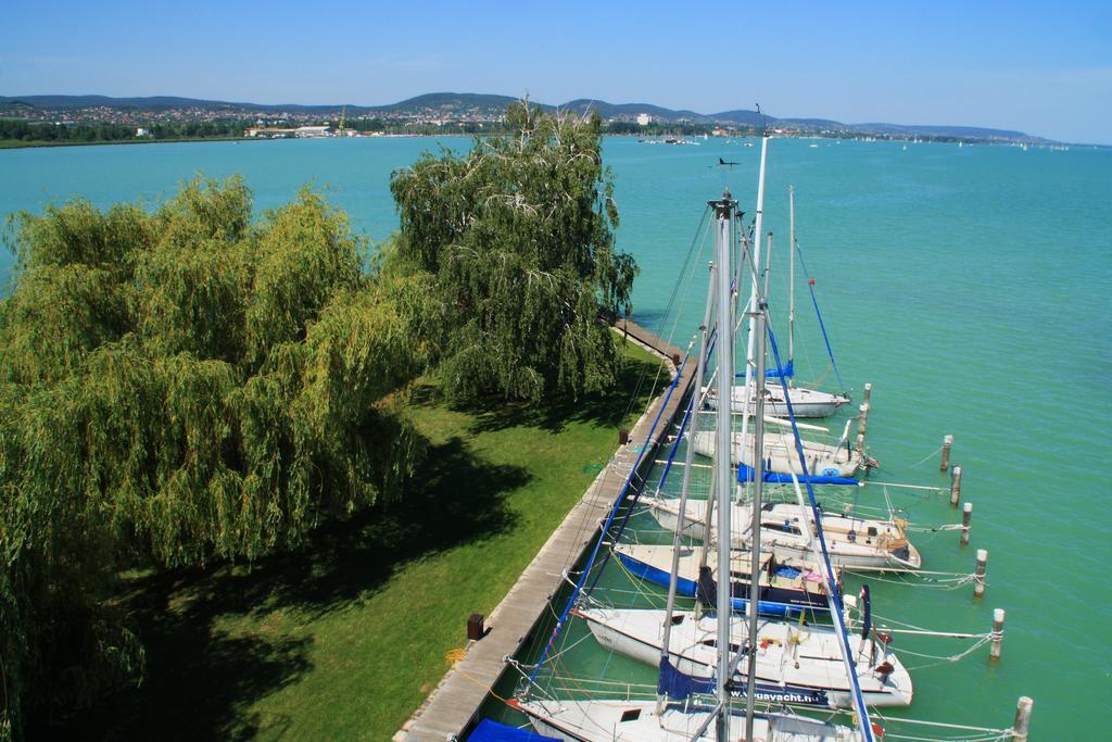 Aquilo Hotel Panorama Tihany Extérieur photo
